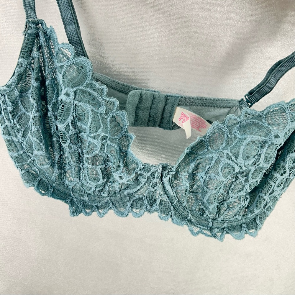 Victoria's Secret PINK Lace Bralette Size 34D - Picture 3 of 7